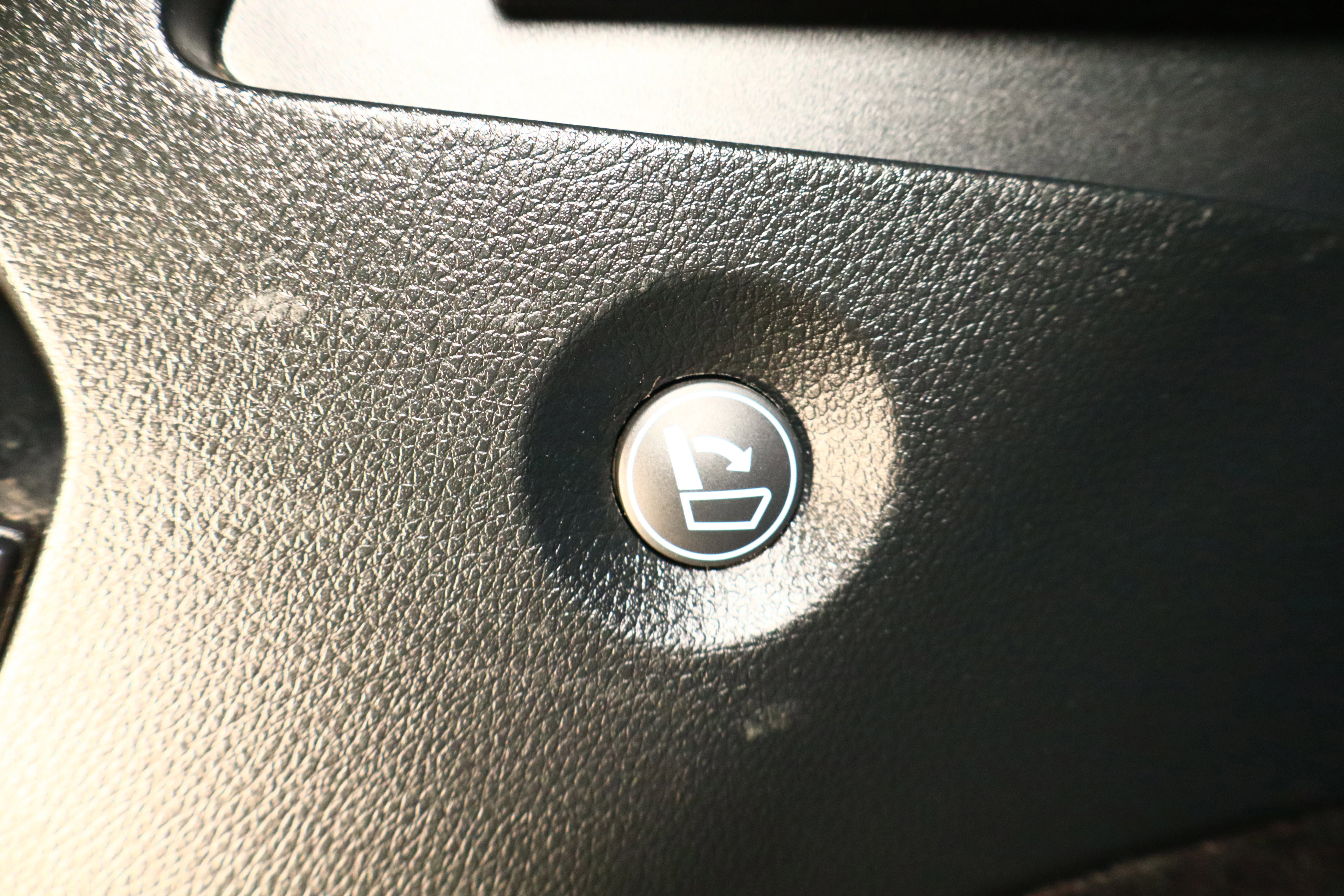 Used 2023 Honda Passport EX-L image 42