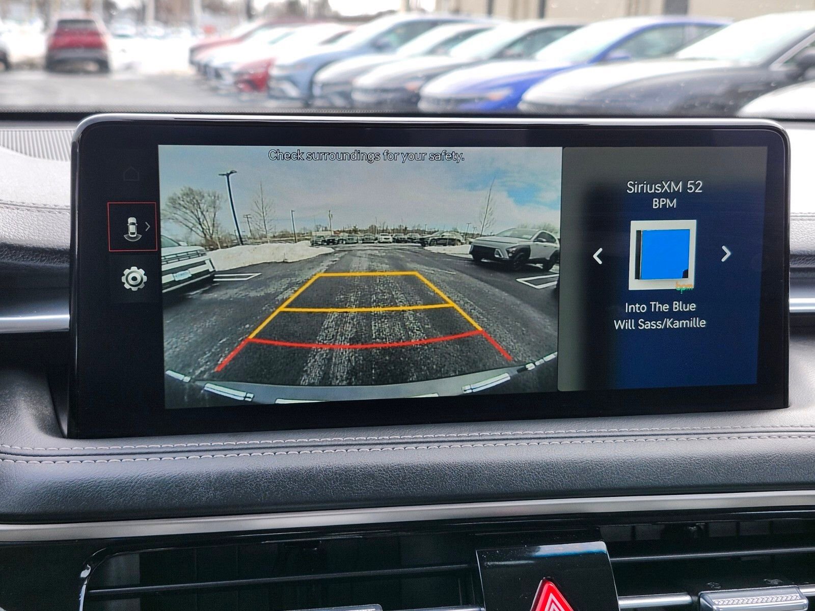 Used 2025 Genesis G70 2.5T image 21