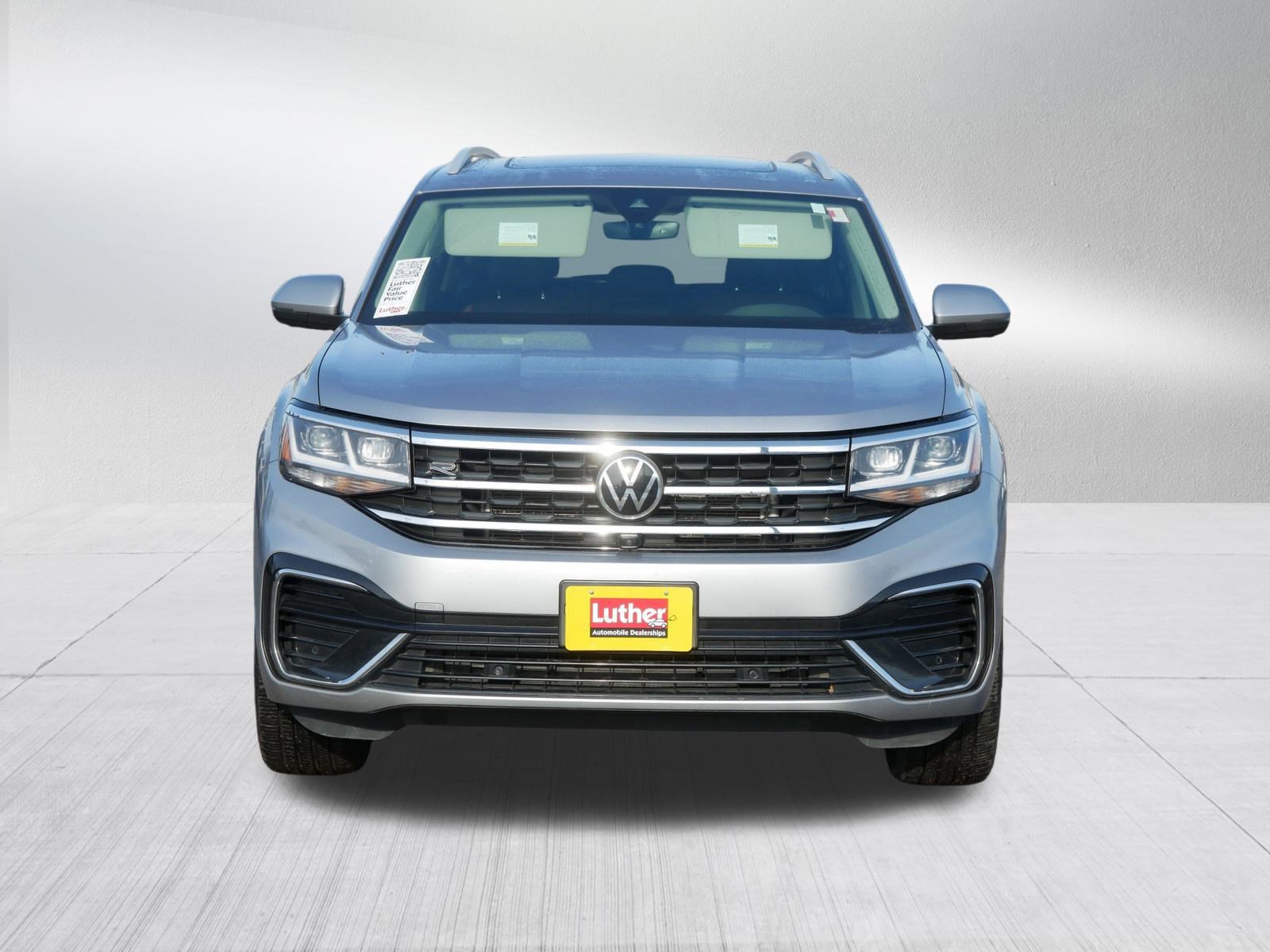 Used 2021 Volkswagen Atlas SEL Premium image 2
