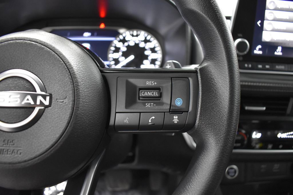 Certified 2023 Nissan Rogue SV image 22