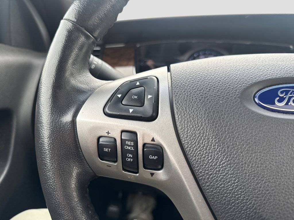 Used 2017 Ford Taurus Limited w/ Driver Assist Package AWD/4WD image 15