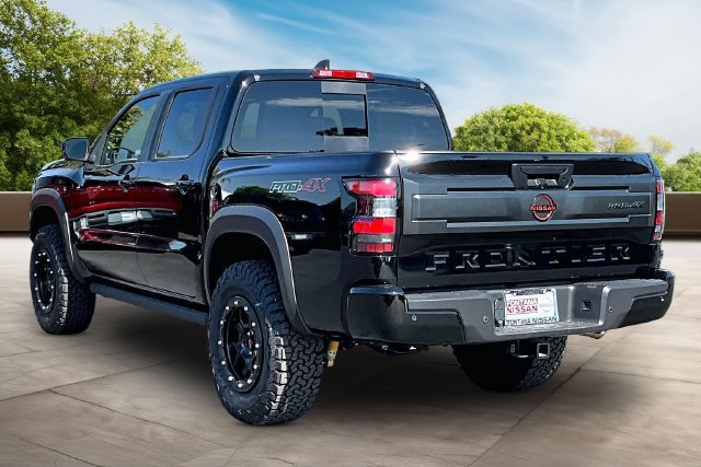 New 2025 Nissan Frontier PRO-4X w/ Pro Premium Package AWD/4WD image 3