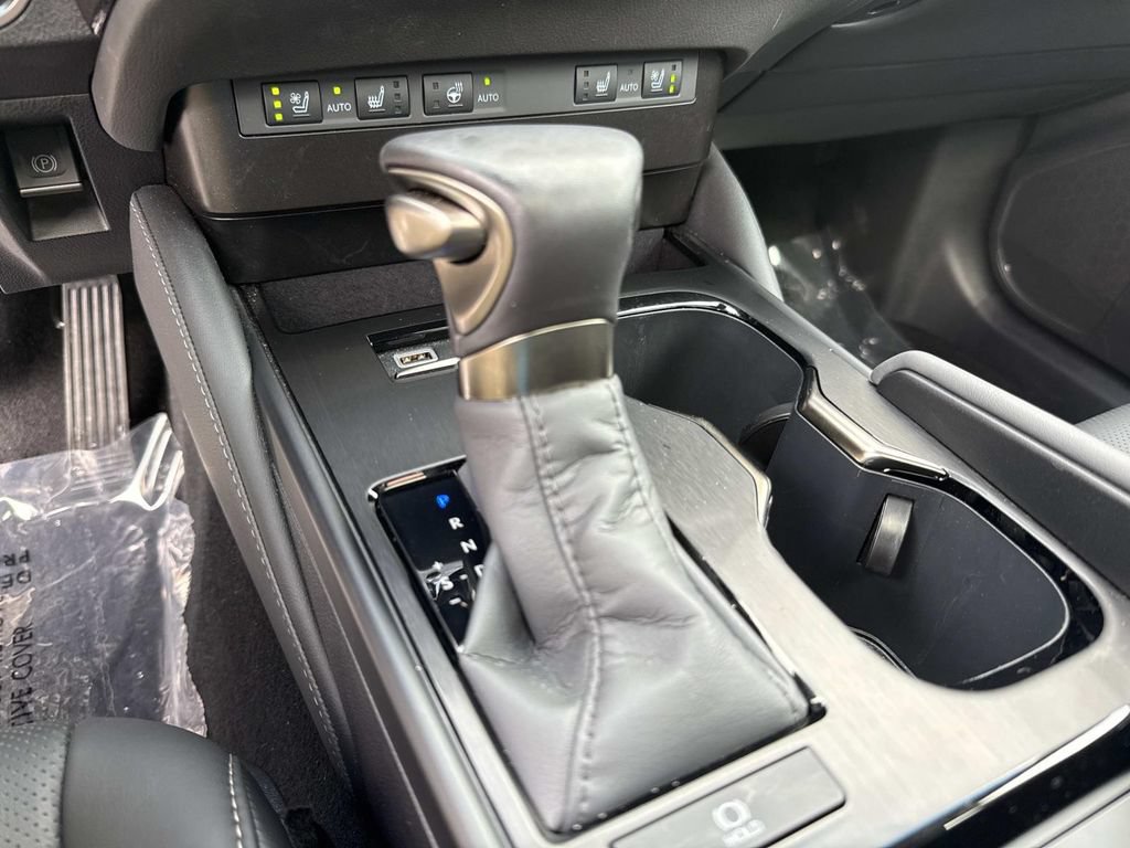 Used 2025 Lexus ES 350 w/ Premium Package FWD image 34