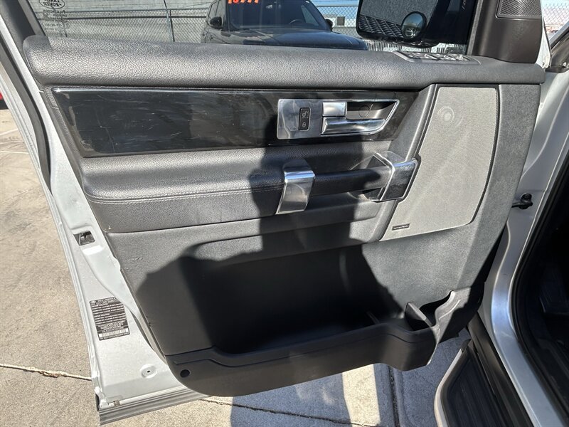 Used 2012 Land Rover LR4 HSE AWD/4WD image 27