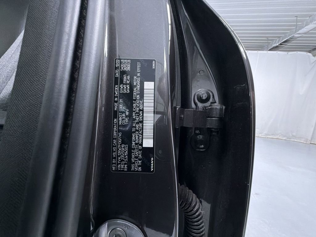 Used 2023 Volvo XC60 B5 Plus w/ Climate Package image 26