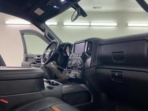 Used 2022 GMC Sierra 2500 AT4 w/ Gooseneck/5TH Wheel Package AWD/4WD image 20