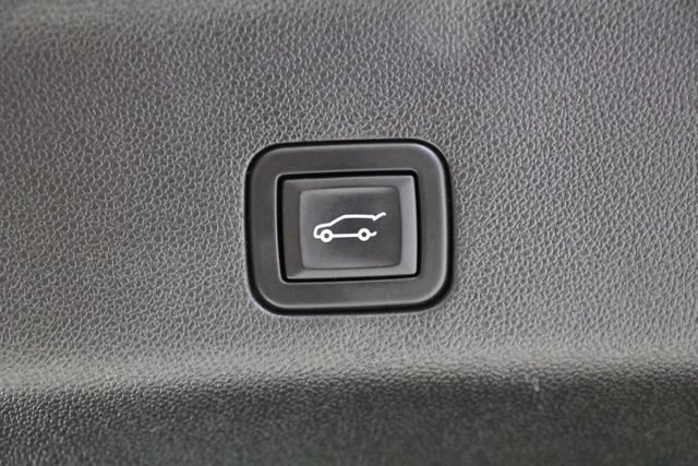 Used 2024 Cadillac Escalade ESV Sport AWD/4WD image 37