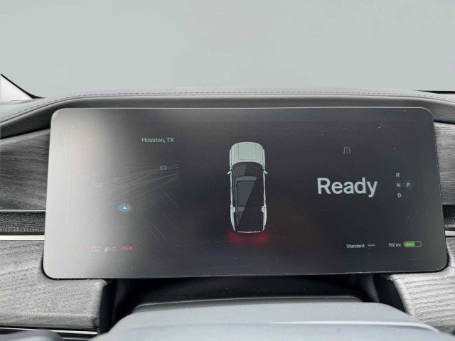 Used 2024 Rivian R1S Adventure image 26