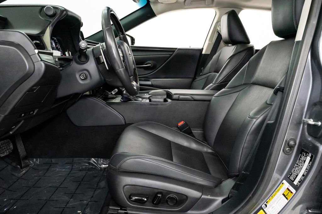 Used 2020 Lexus ES 300h 300h w/ Premium Package image 12