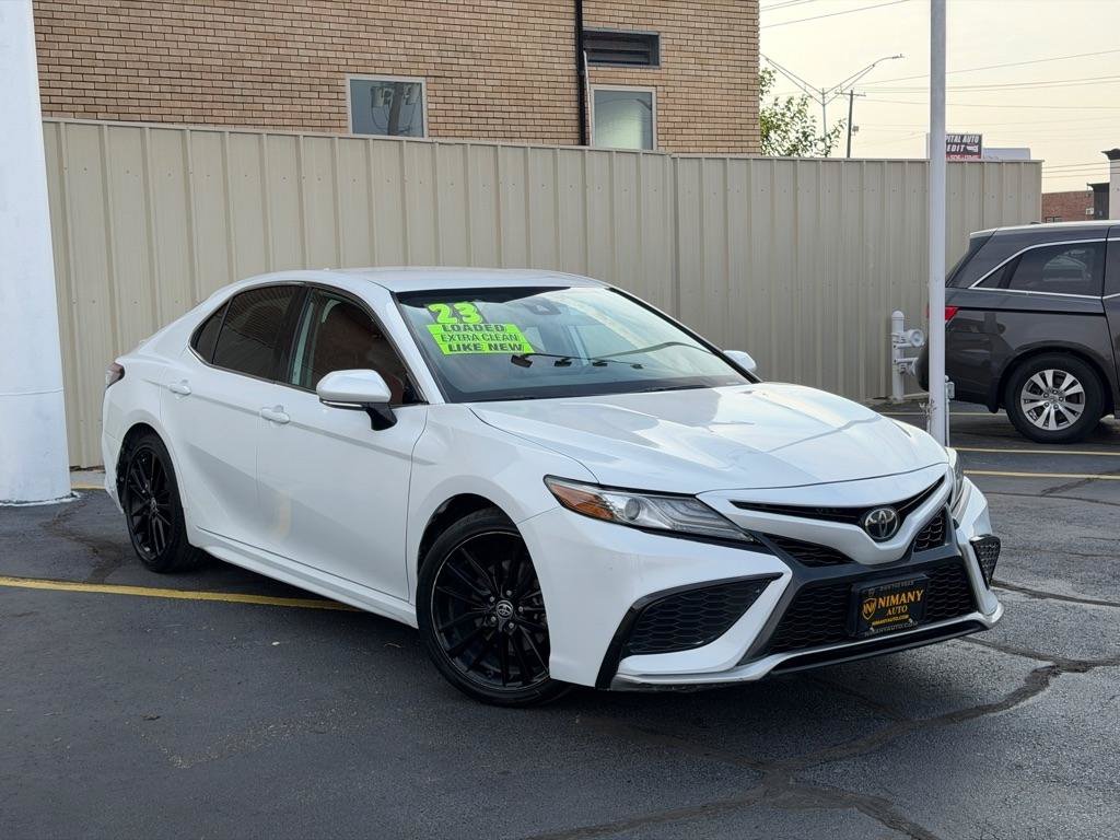Used 2023 Toyota Camry XSE FWD image 8