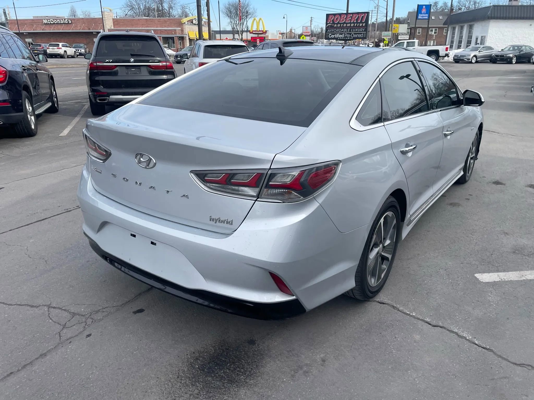 Used 2018 Hyundai Sonata Limited FWD image 3