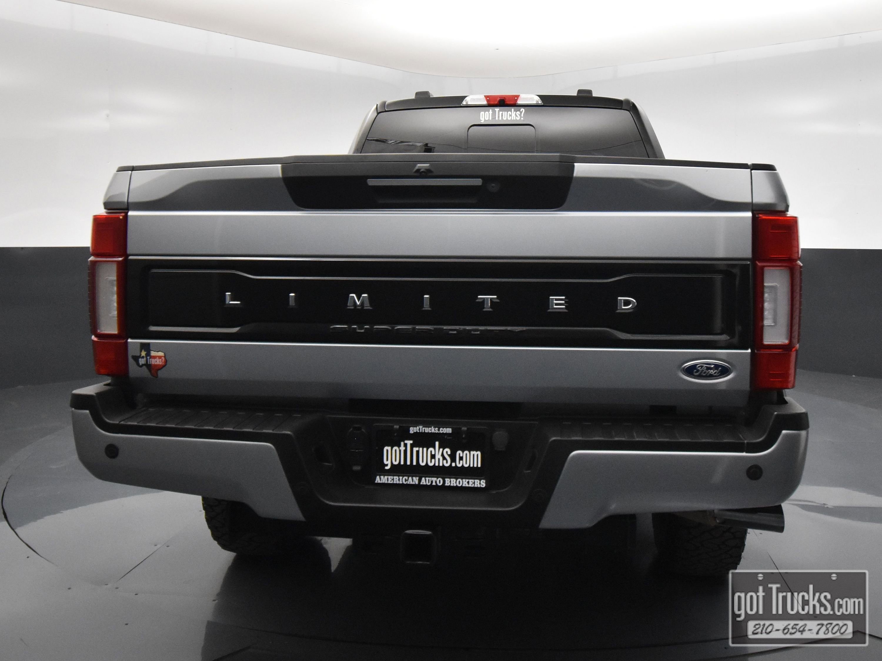 Used 2022 Ford F250 Limited w/ FX4 Off-Road Package AWD/4WD image 6