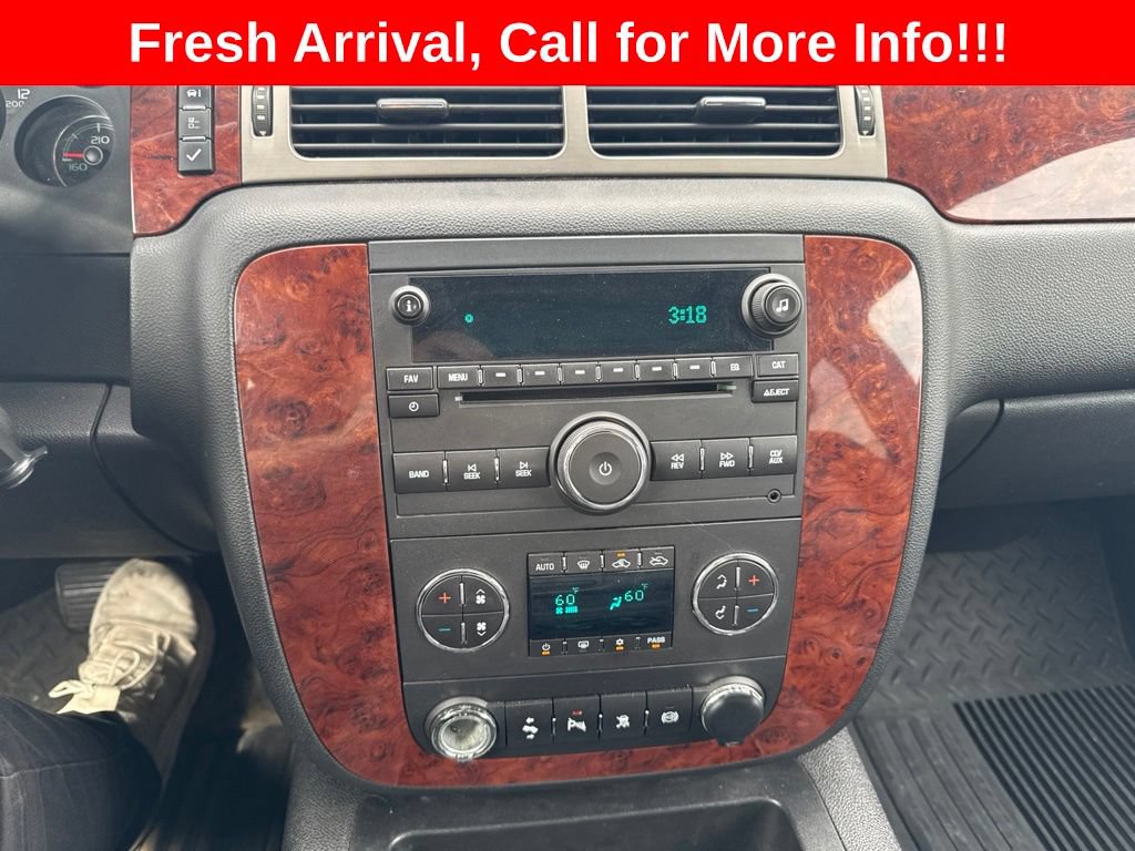 Used 2011 Chevrolet Silverado 2500 LTZ w/ LTZ Plus Package AWD/4WD image 6