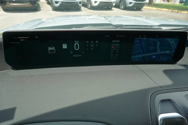 New 2027 Ford Expedition Platinum w/ Driver's Package AWD/4WD image 11
