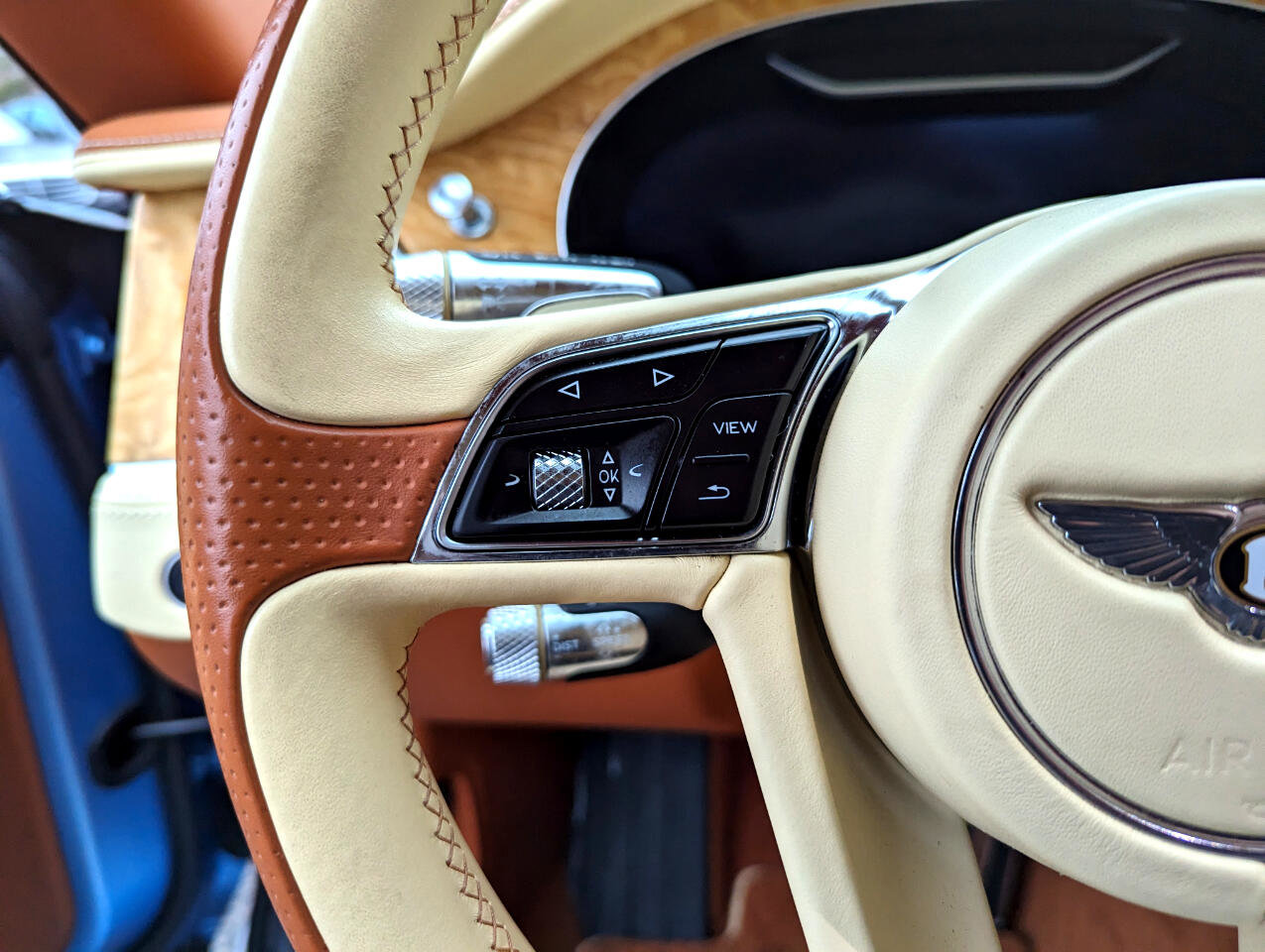 Used 2020 Bentley Continental GT V8 First Edition image 19