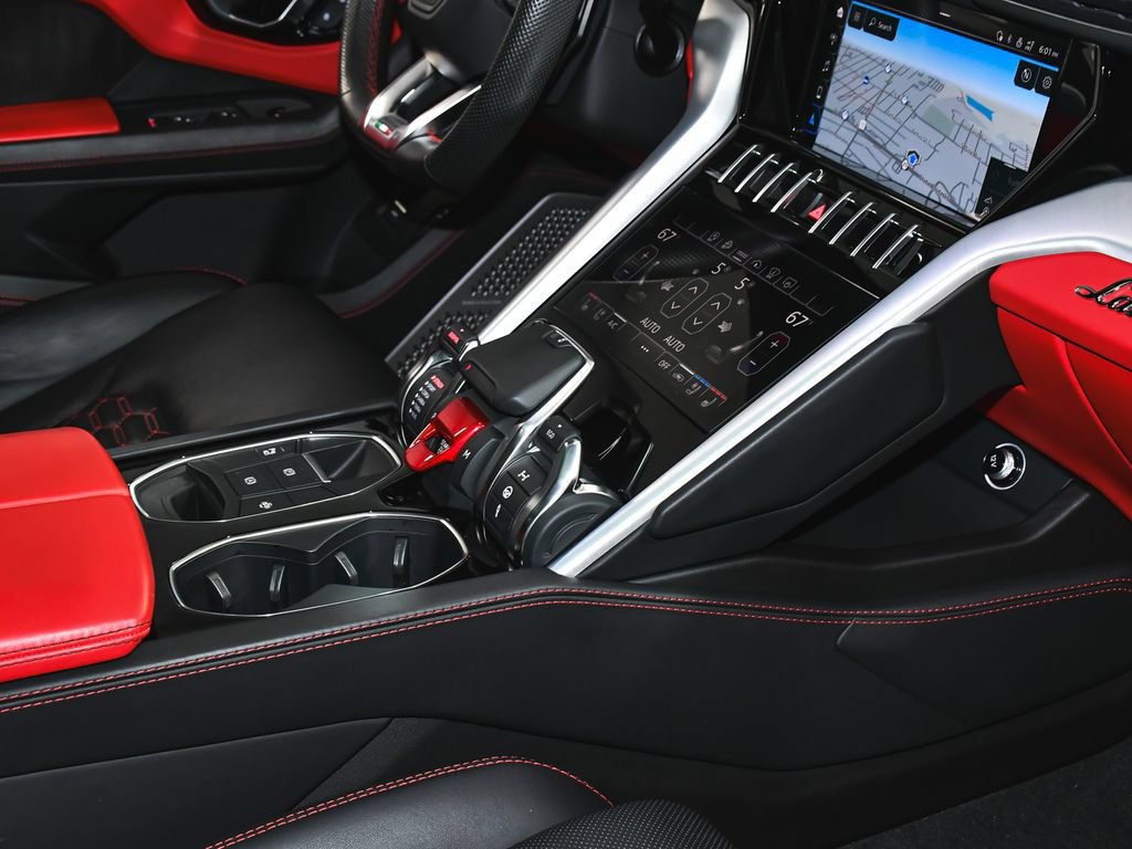 Used 2022 Lamborghini Urus AWD/4WD image 69