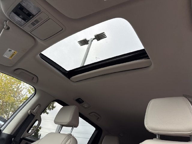 Used 2025 Honda Odyssey EX-L image 18