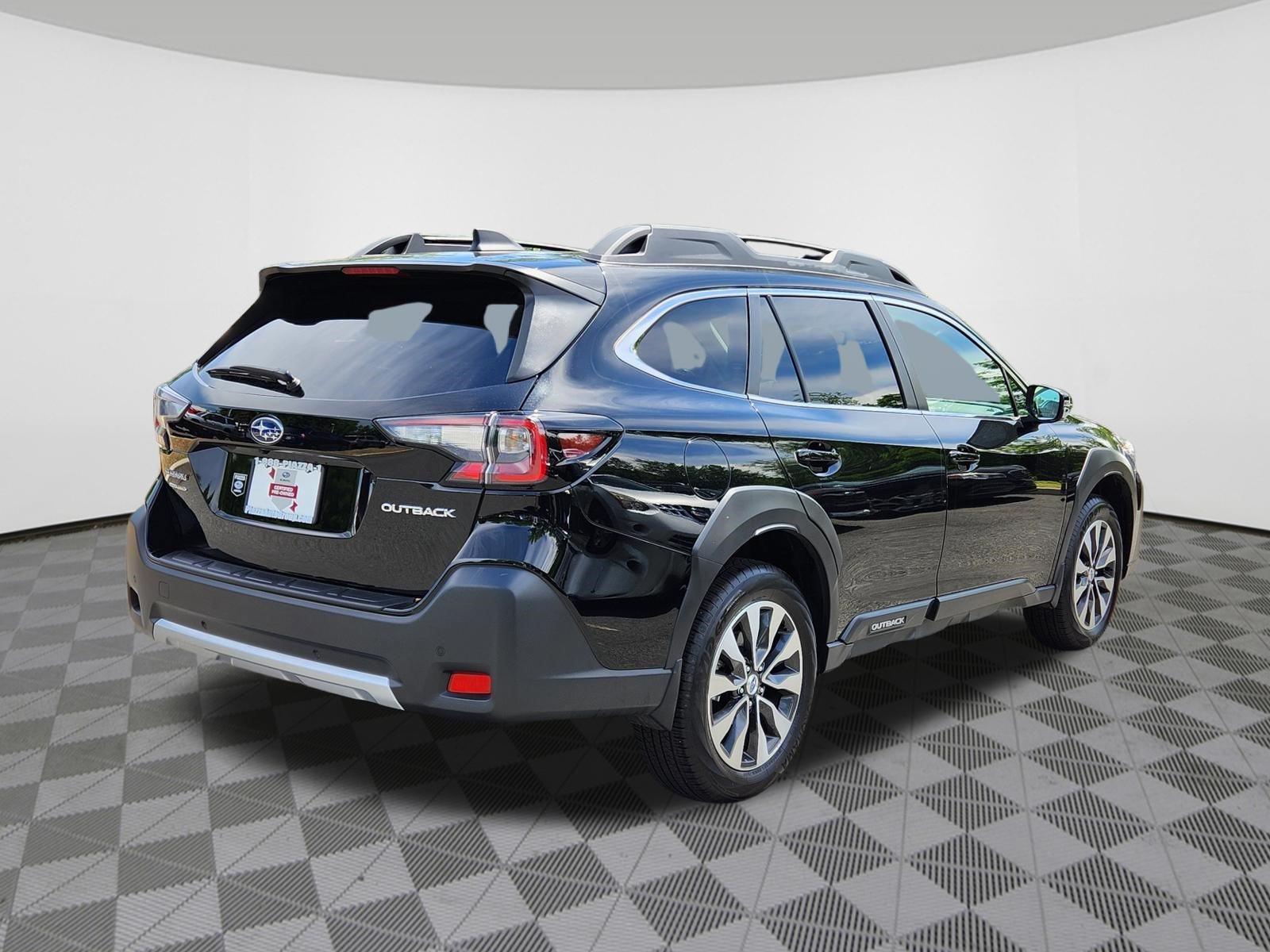 Certified 2025 Subaru Outback Limited AWD/4WD image 4