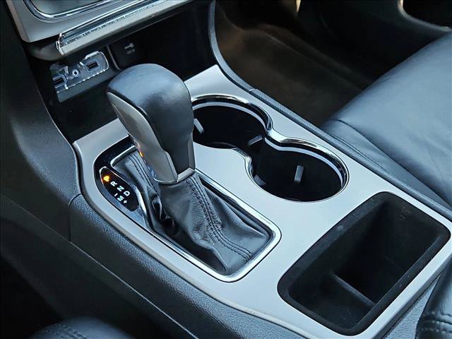 Used 2018 Jeep Grand Cherokee Limited RWD image 12