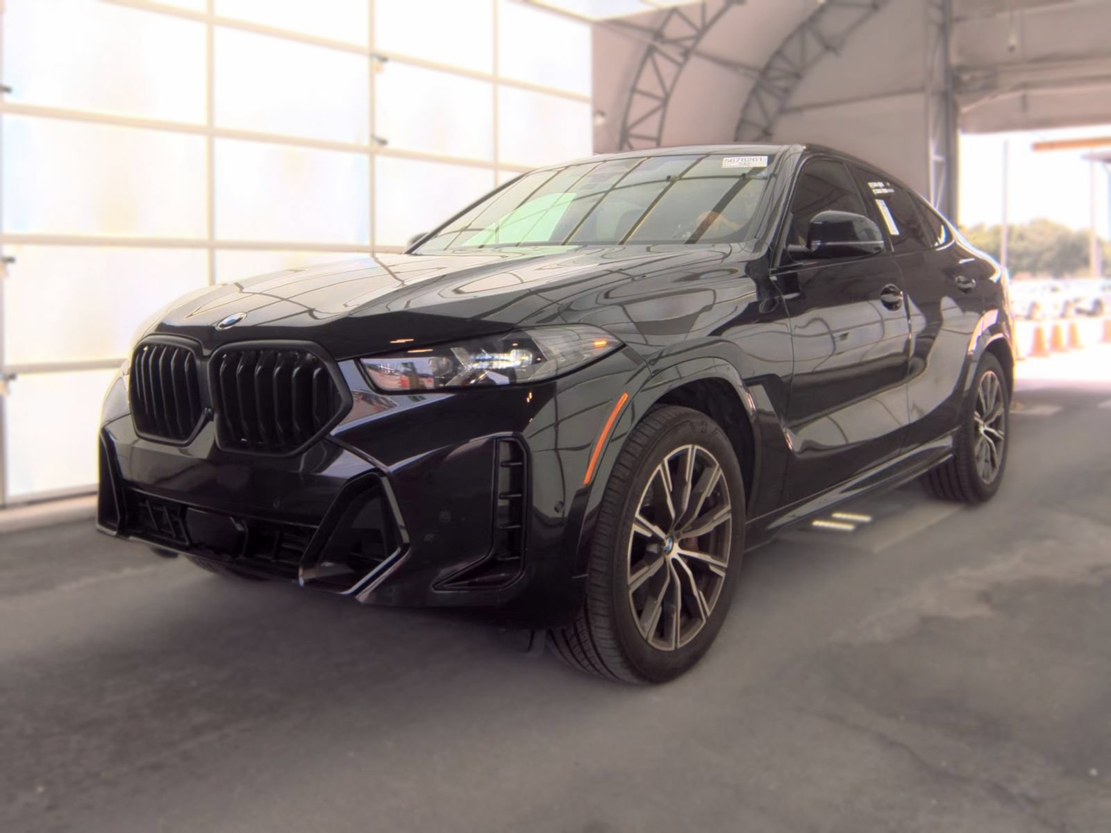 Used 2025 BMW X6 xDrive40i AWD/4WD image 1