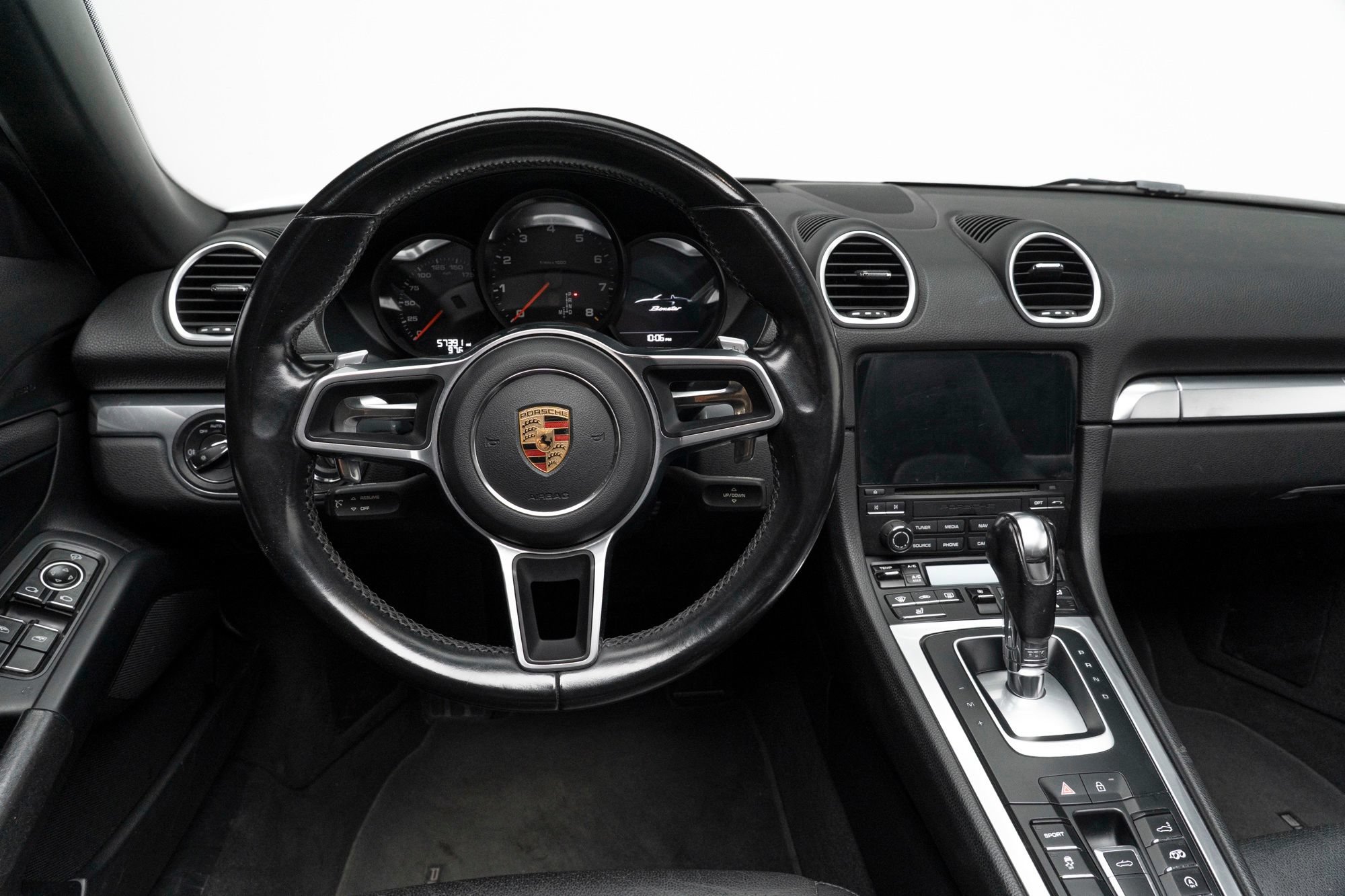 Used 2022 Porsche 718 Boxster RWD image 25