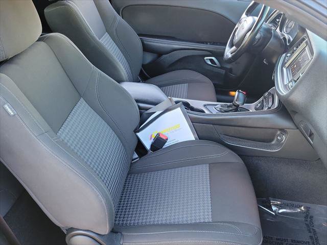 Certified 2022 Dodge Challenger SXT RWD image 18