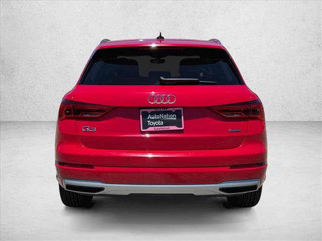 Used 2020 Audi Q3 2.0T Premium w/ Convenience Package AWD/4WD image 7