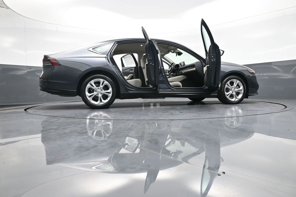 Certified 2023 Honda Accord LX image 47