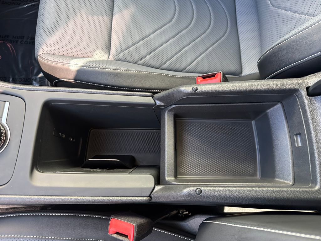 Certified 2025 Volkswagen Tiguan SE AWD/4WD image 25