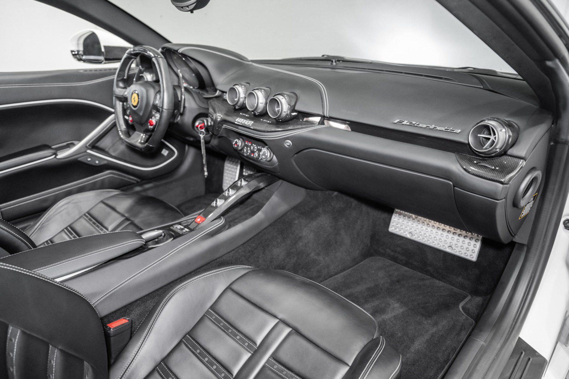 Used 2017 Ferrari F12 Berlinetta RWD image 24