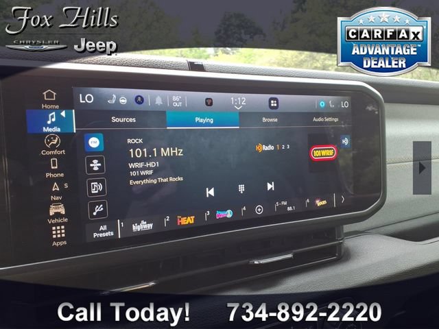 Certified 2025 Jeep Gladiator Sport AWD/4WD image 20
