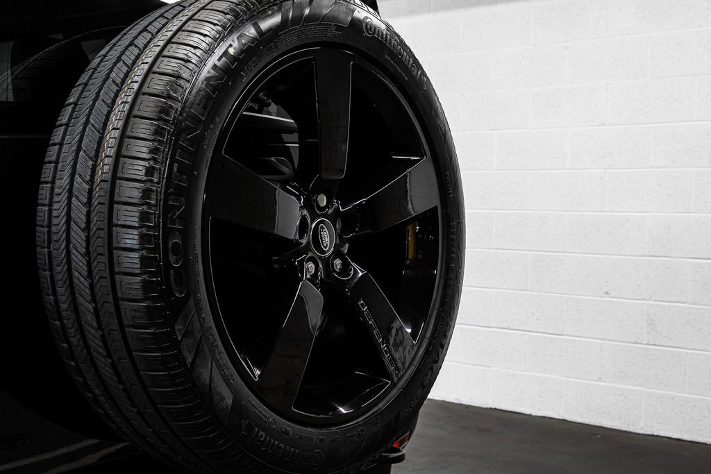 Used 2023 Land Rover Defender 110 X image 18