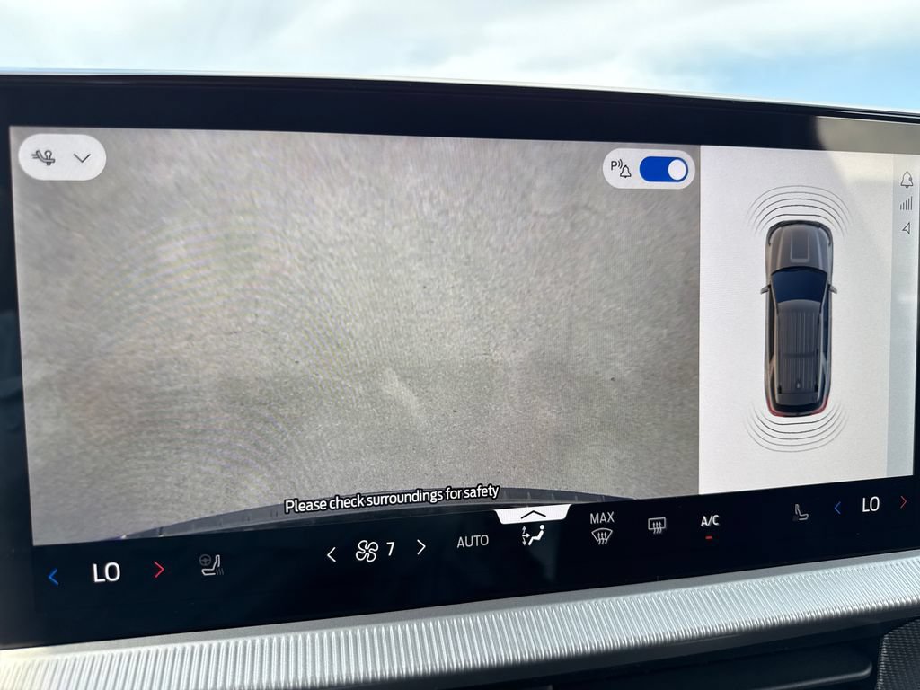 New 2026 Ford Explorer ST-Line w/ ST-Line Street Pack RWD image 25