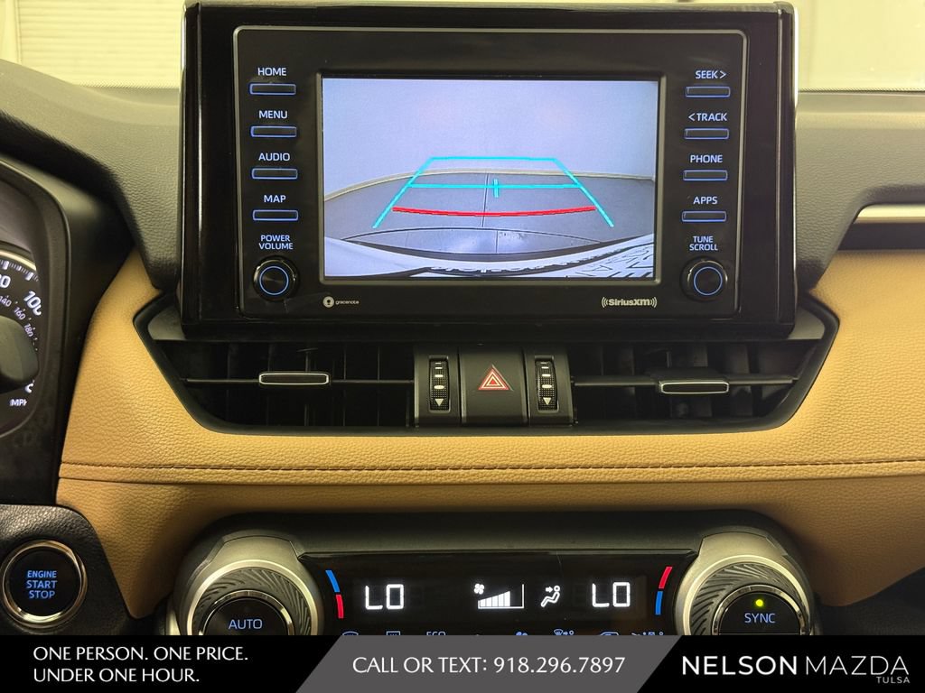 Used 2020 Toyota RAV4 XLE Premium FWD image 29