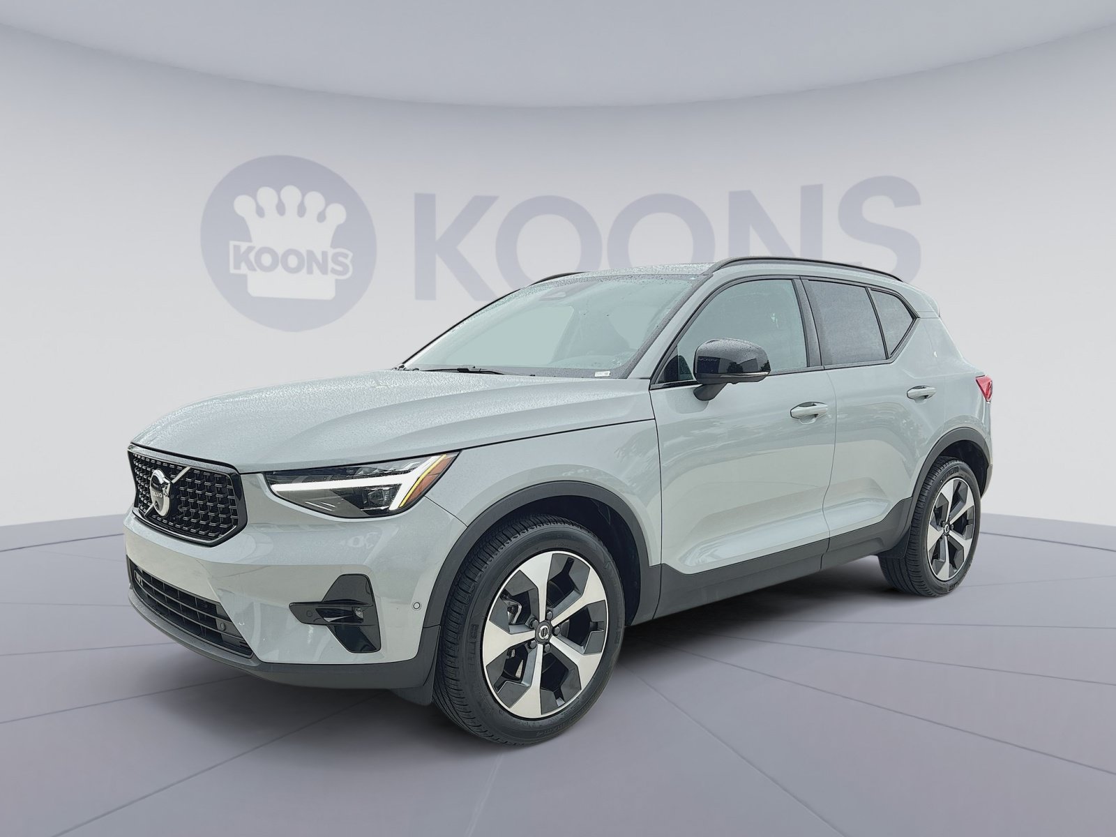 New 2026 Volvo XC40 B5 Plus w/ Protection Package Premier