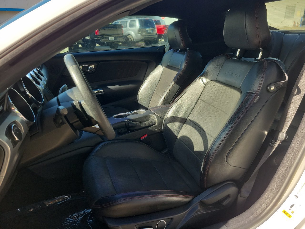 Used 2017 Ford Mustang GT Premium RWD image 11