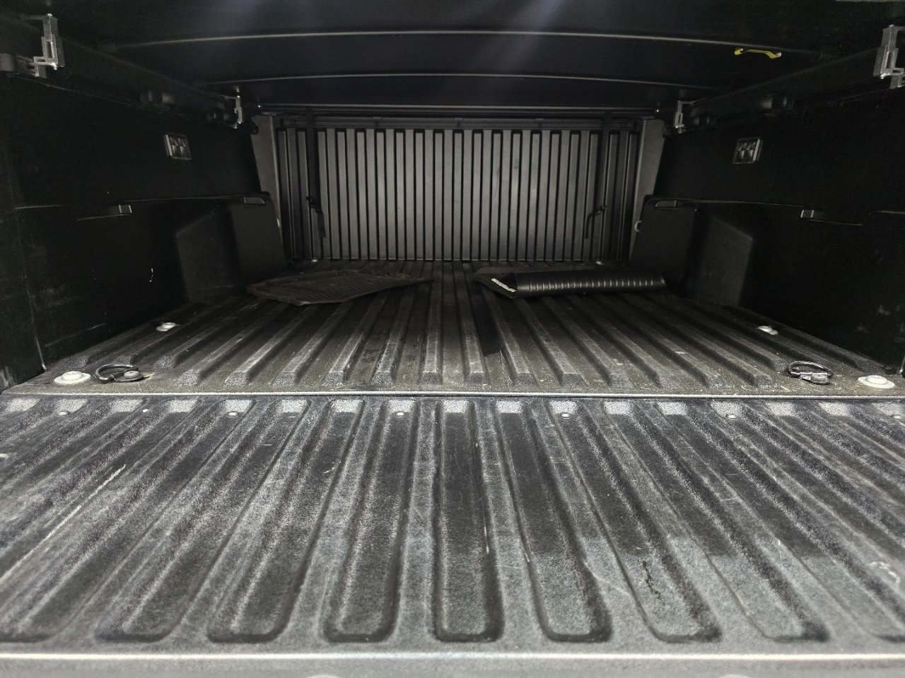 Certified 2025 Toyota Tacoma SR5 image 19