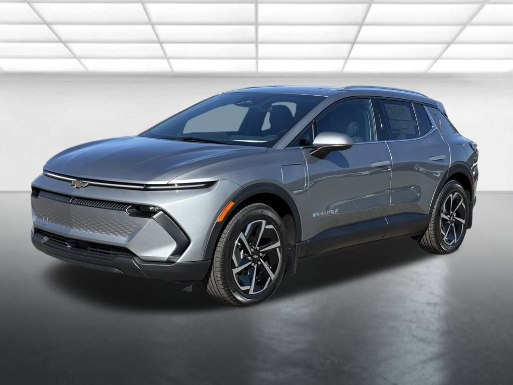 New 2026 Chevrolet Equinox EV LT image 2