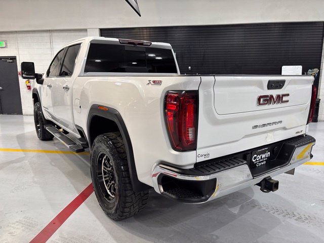 Used 2022 GMC Sierra 2500 SLT w/ SLT Convenience Package AWD/4WD image 3