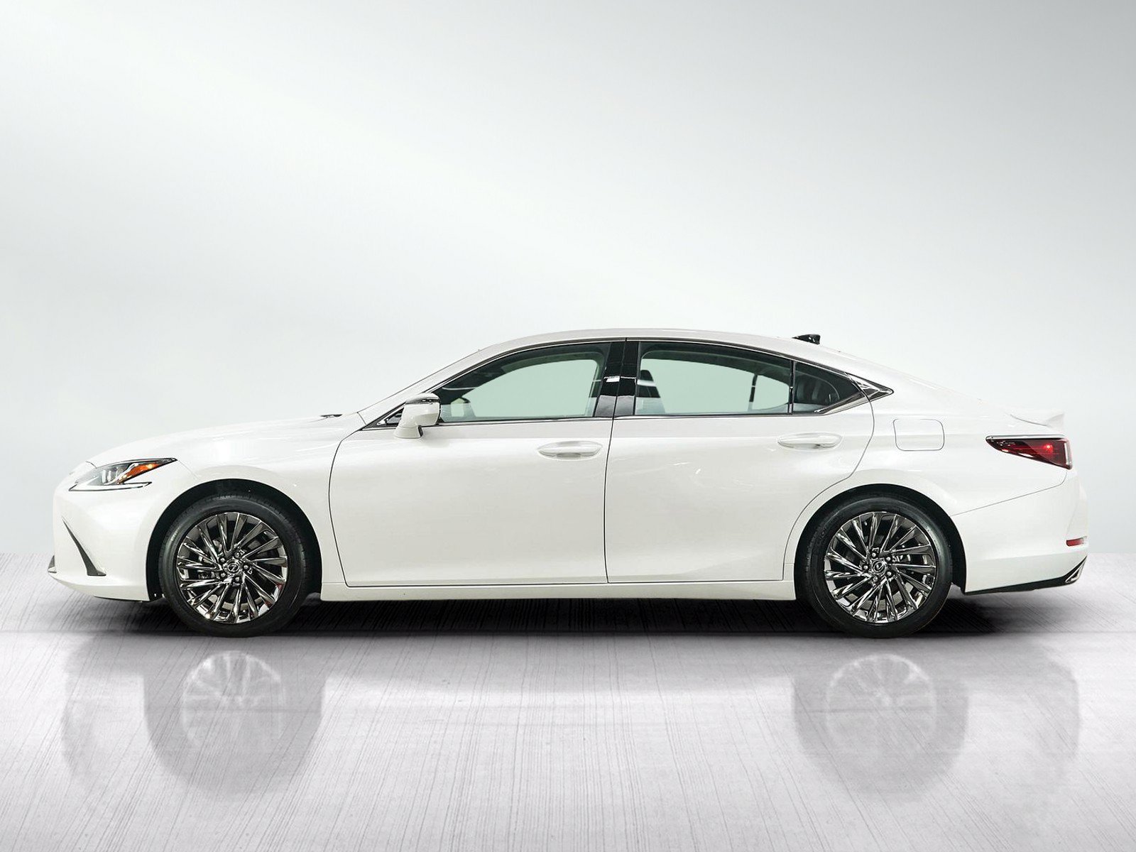 Used 2024 Lexus ES 350 w/ Accessory Package (Z1) FWD image 2