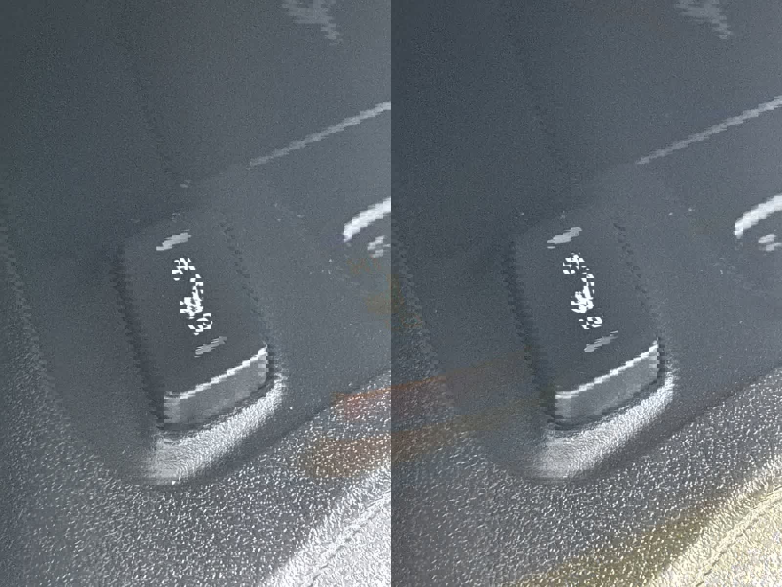 Used 2025 Toyota Corolla XLE image 28