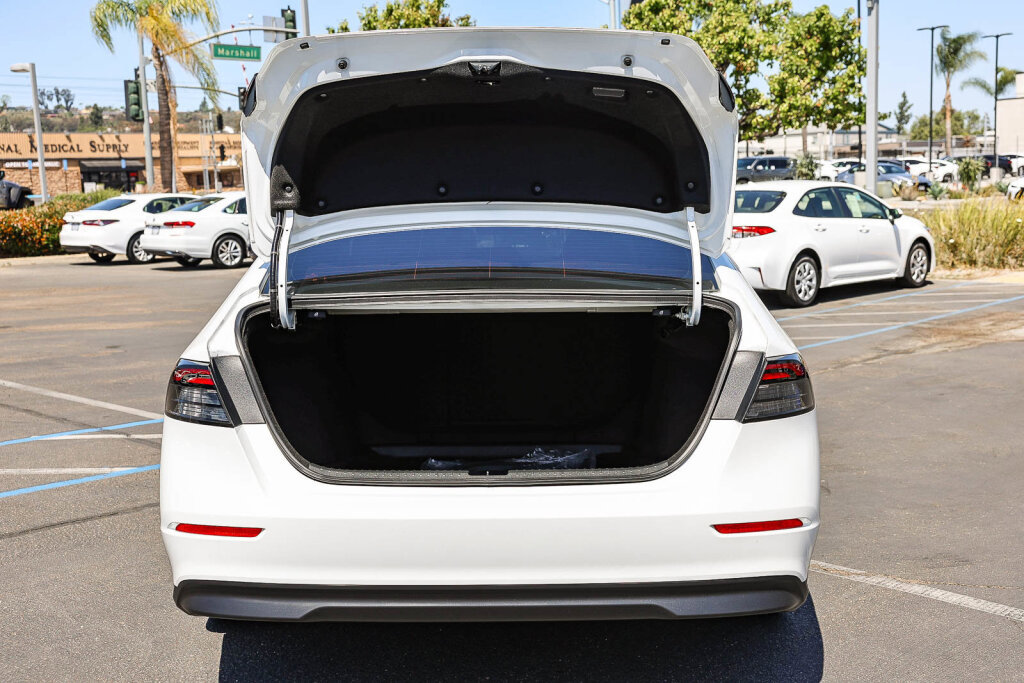 Used 2024 Honda Accord Sport image 25