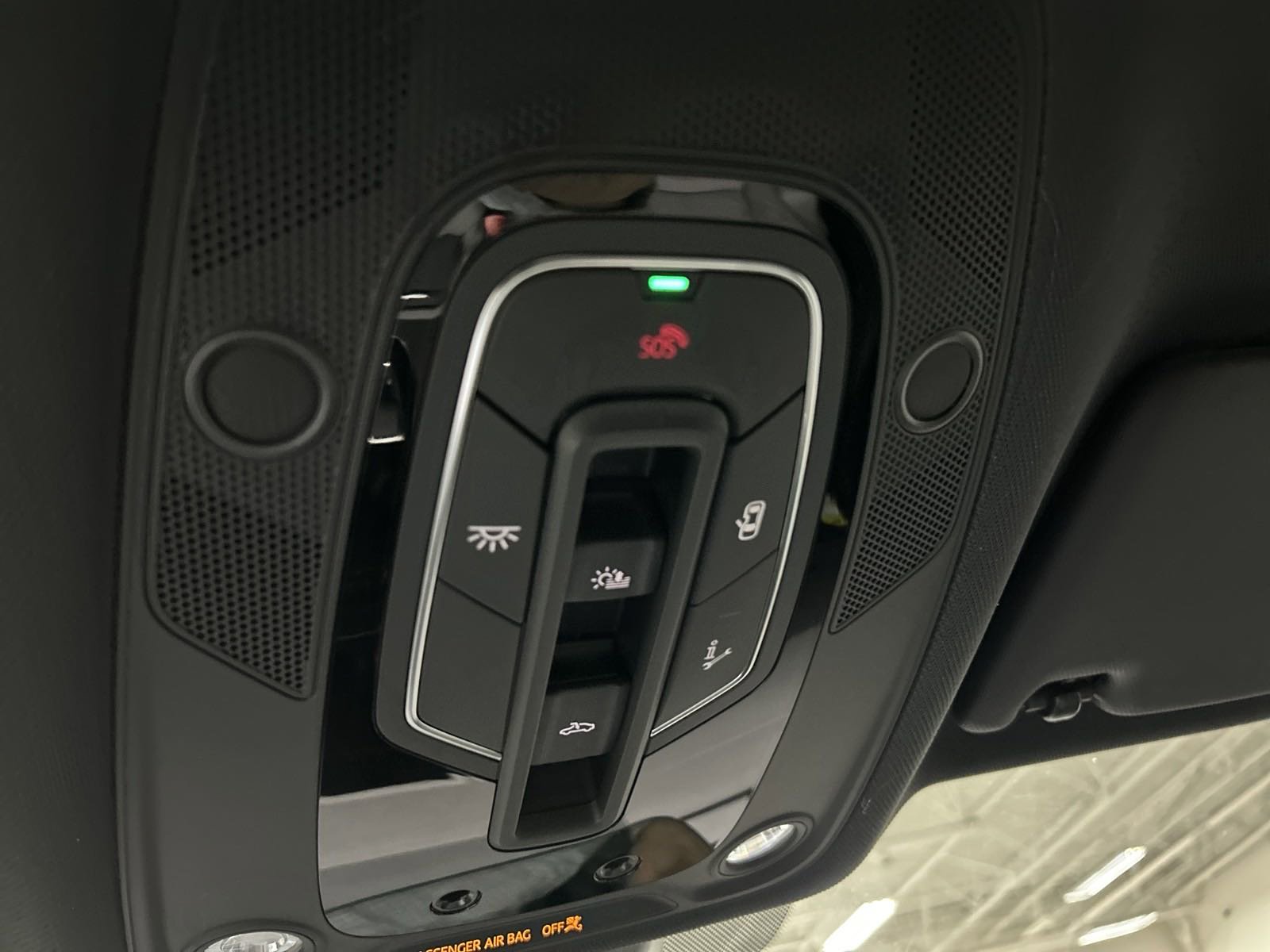 New 2024 Audi Q5 e Prestige image 24