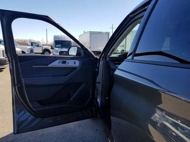 New 2026 Ford Explorer Active w/ Active Comfort Package image 13