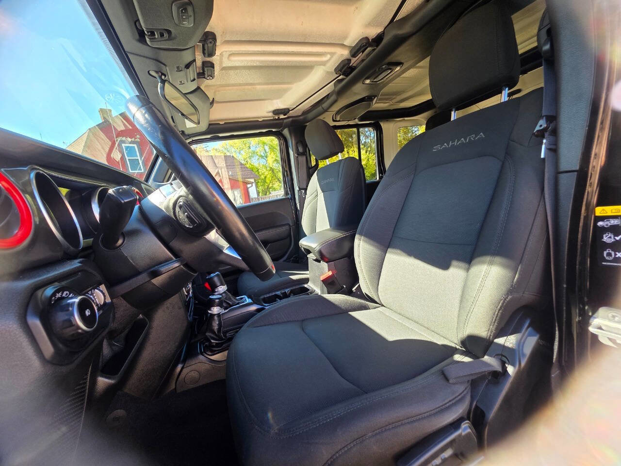 Used 2020 Jeep Wrangler Unlimited Sahara image 8