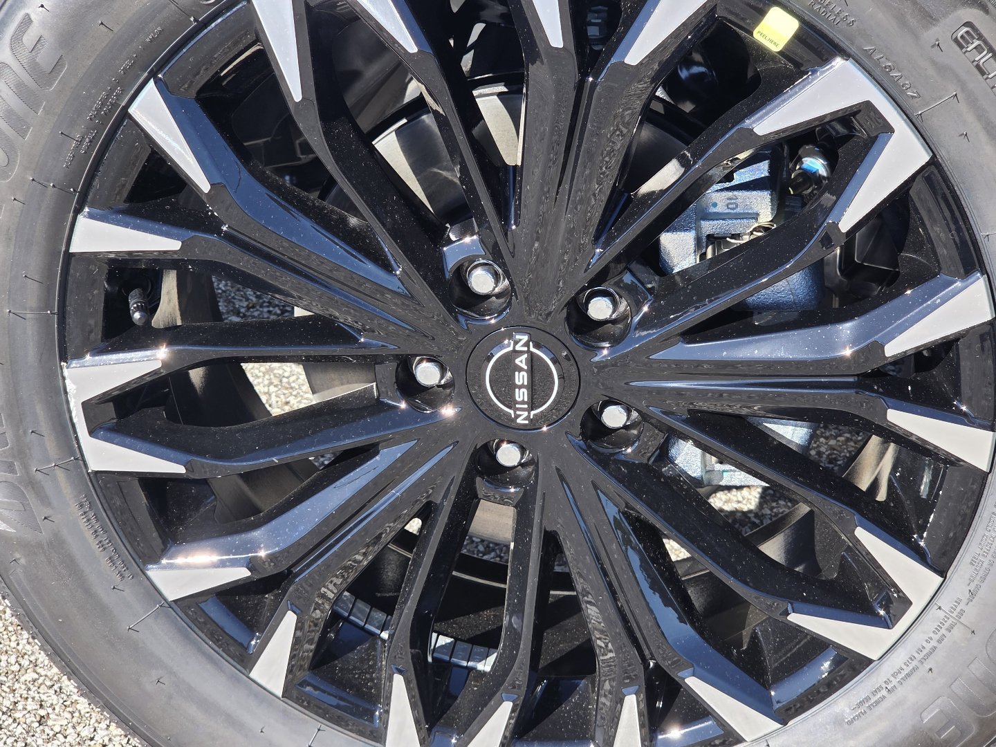 New 2027 Nissan Rogue Dark Armor AWD/4WD image 12