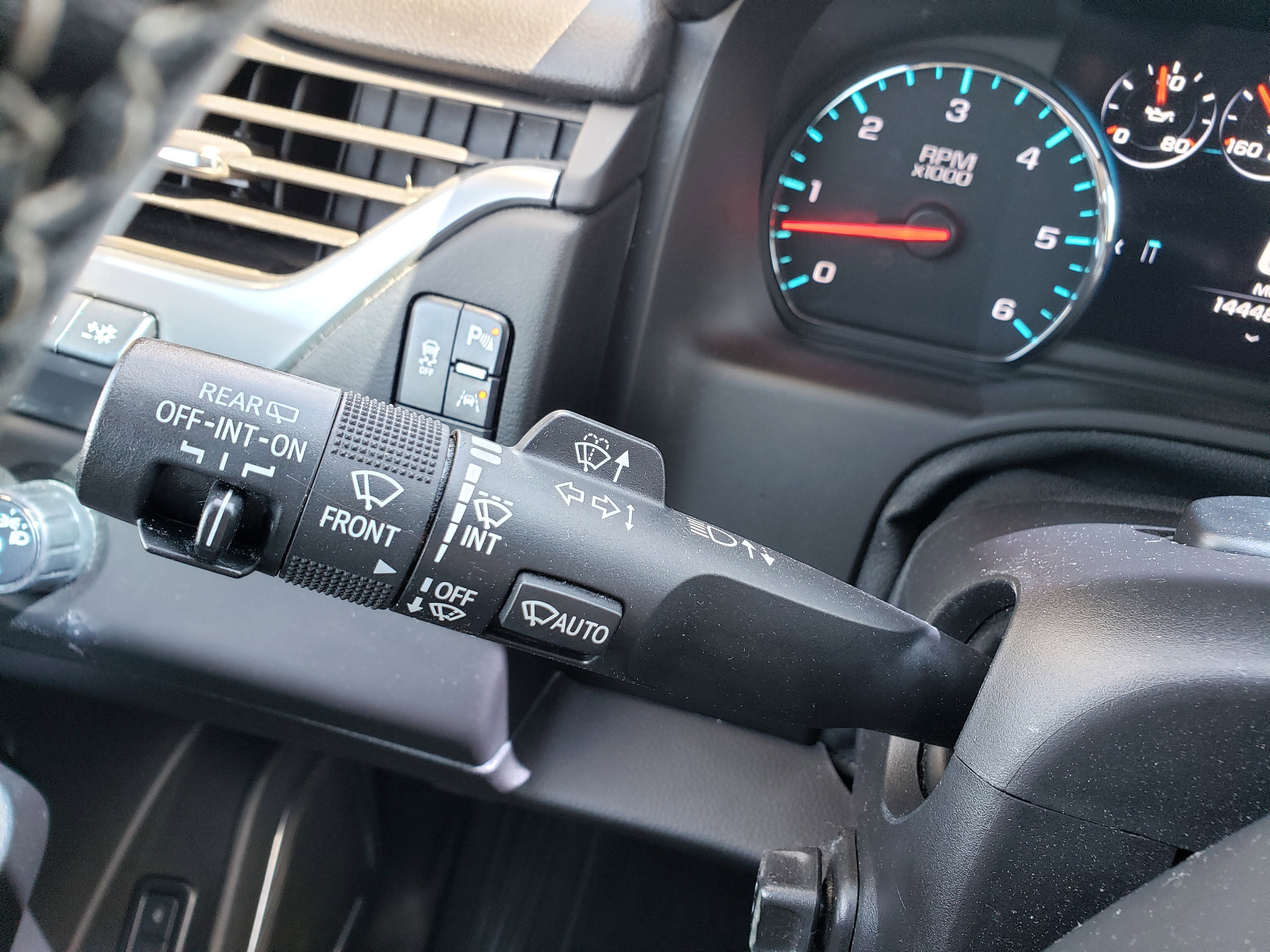 Used 2019 Chevrolet Tahoe Premier image 19