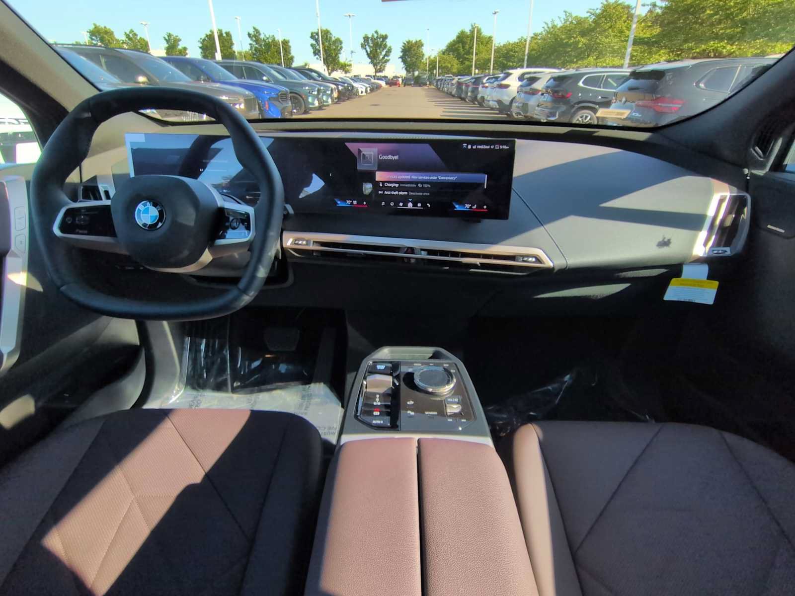 New 2026 BMW iX xDrive60 w/ Premium Package AWD/4WD image 15