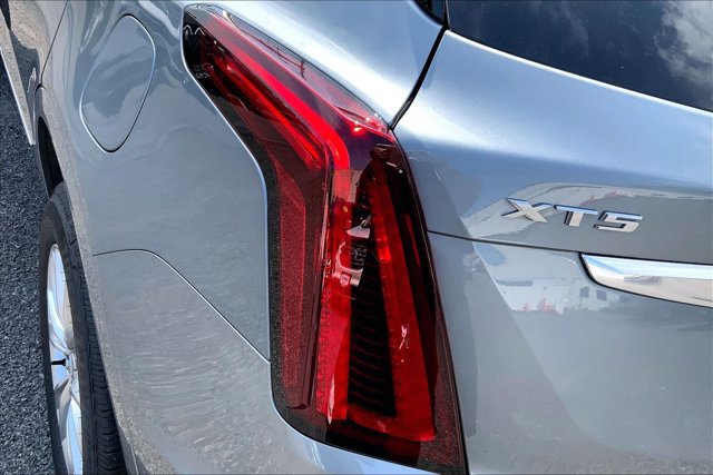 Used 2023 Cadillac XT5 Luxury AWD/4WD image 28