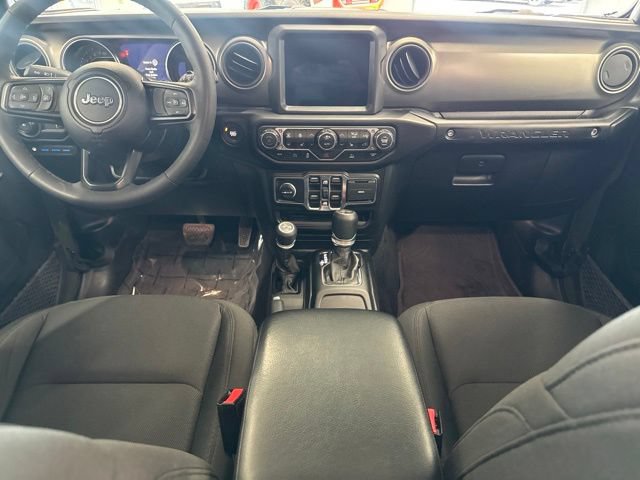 Used 2023 Jeep Wrangler Unlimited w/ Cold Weather Group AWD/4WD image 2